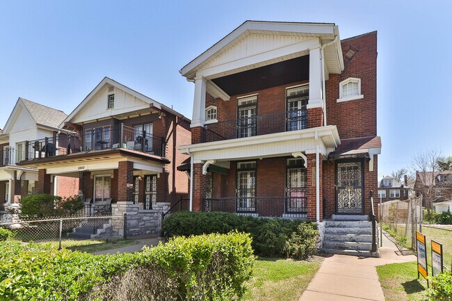 Photo - 5956 McPherson Ave Unidad 2nd Floor