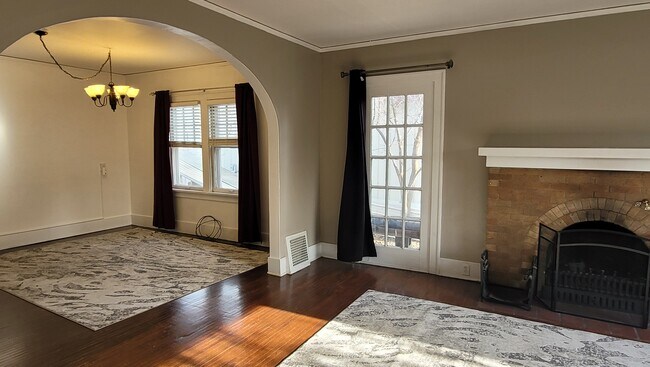 Photo - Bozeman Unidad 1