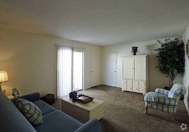 Living room - Avery Park Apartments