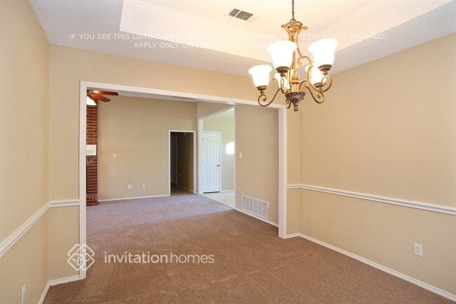 Photo - 1427 New Haven Dr