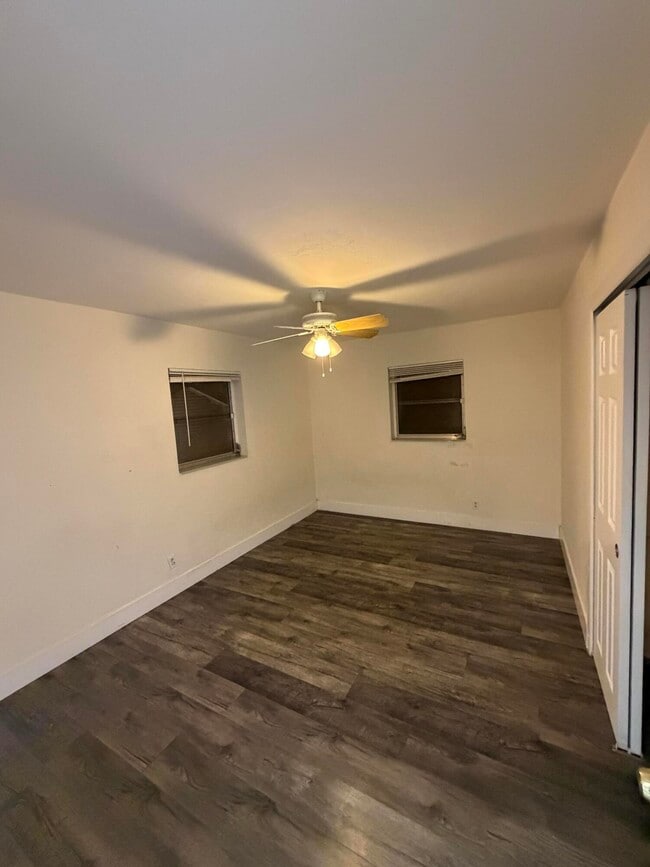Photo - 4927 SW 44th Terrace