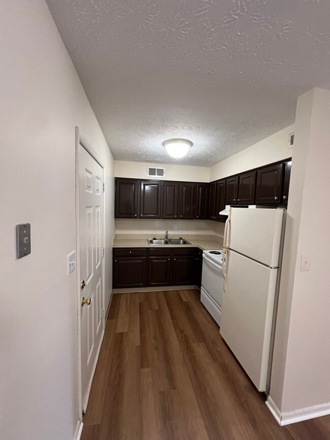 Mapleview Terrace Apartments