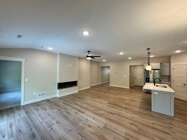 Photo - BRAND NEW 3-bedroom Duplex in Irvine Acres!