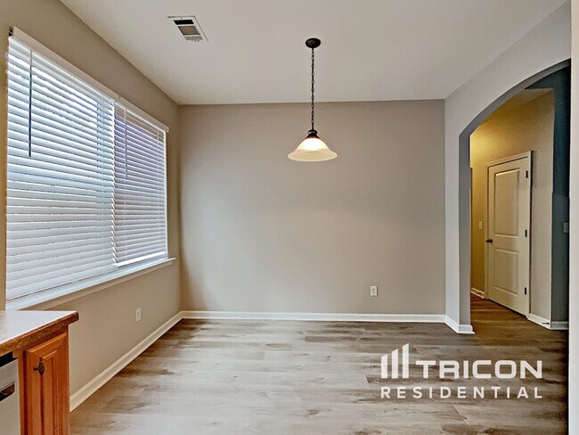 Photo - 7894 Bluefin Trail