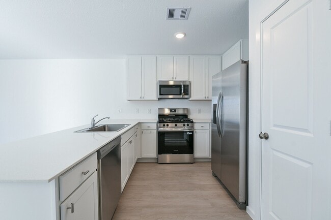 Building Photo - 6847 Flowering Ginger Ln