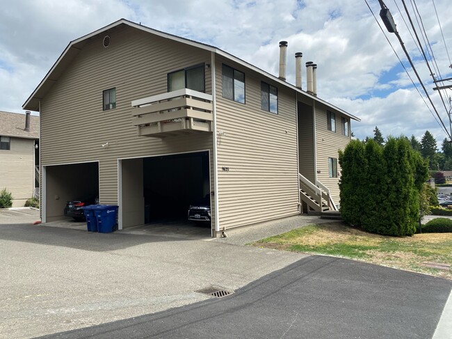 Photo - 9620 NE 188th St Unit POP four-plex