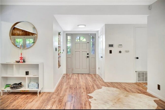Photo - 6556 Greenbush Ave House