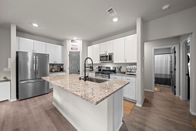 Photo - 14346 High Hl Dr