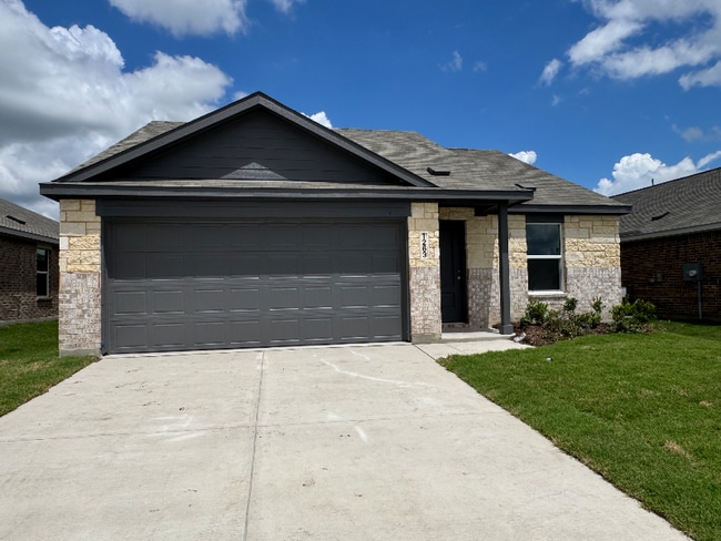 Photo - 1263 Falcon Hts Dr House