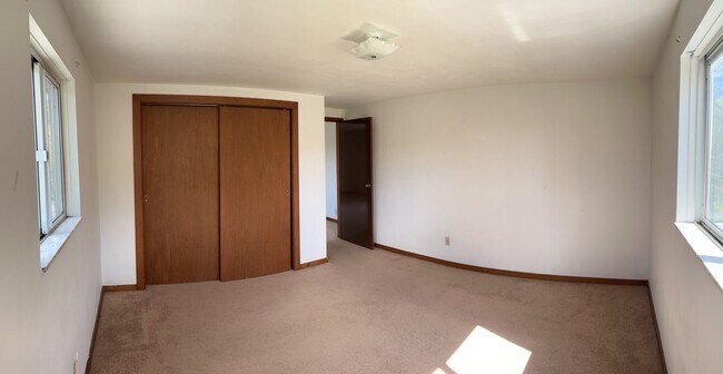 Photo - 235 Manhattan Ave Unit Apt #2