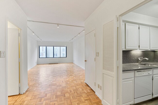 Photo - 900 Park Ave Unit 15-B