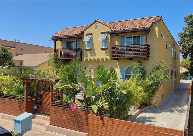 Photo - 4537 St Elmo Dr Unit St Elmo(4537)