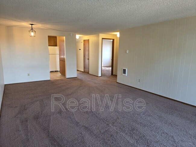 Photo - 2022 E 6th St Unit 3