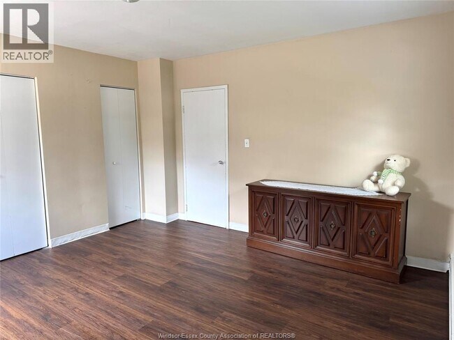 Photo - 2035 University Ave W Unit 205