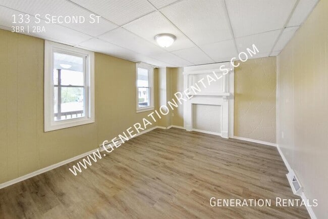 Photo - 133 S Second St
