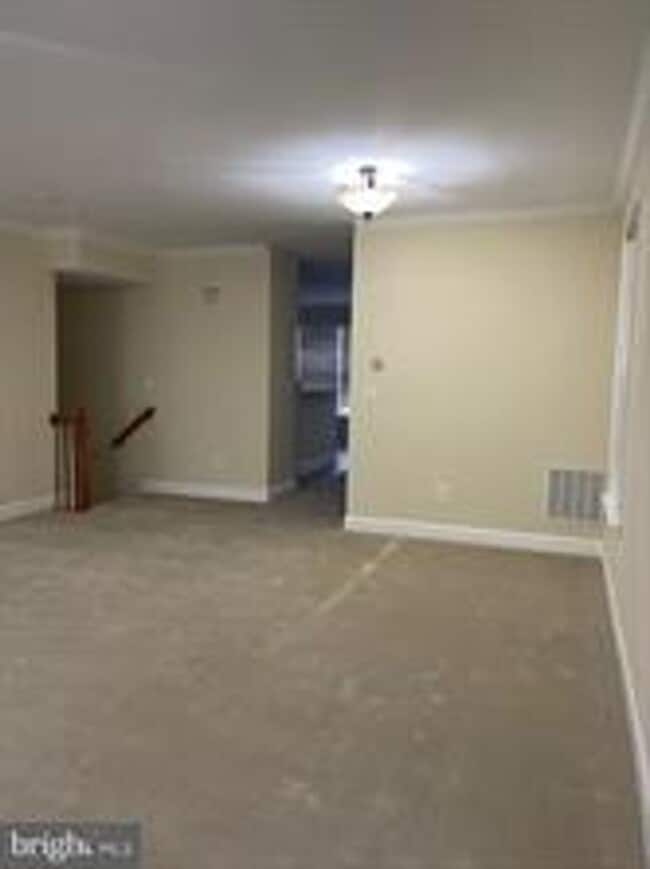 Photo - END UNIT TOWNHOUSE WITH 2 CAR GARAGE, 4 BEDROOMS AND 3.5 BATHS..FINISHED REC ROOM