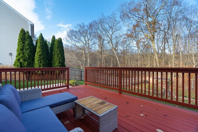 Photo - 240 Heather Glen Ln