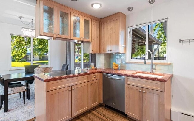 Photo - 5000 W 37th Ave