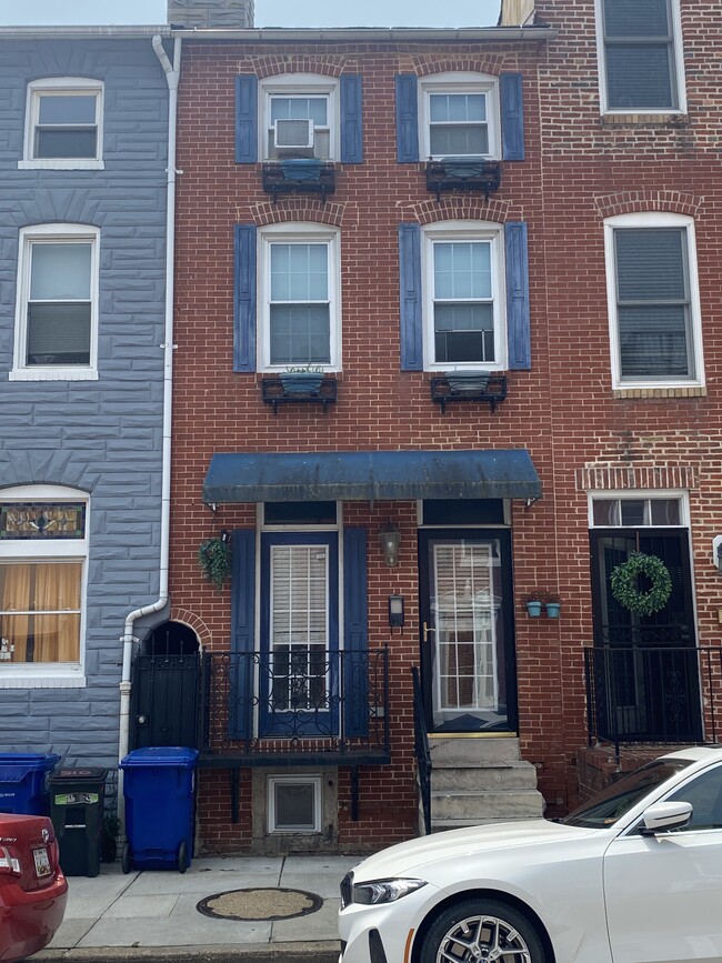 Photo - 310 S Exeter St House