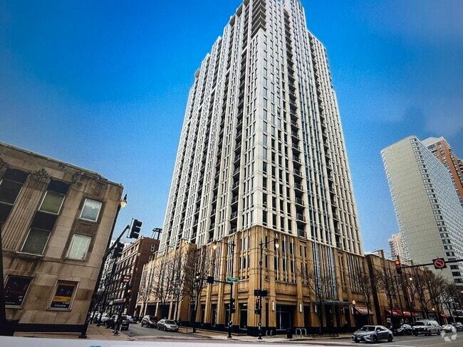 Building Photo - 1234/1250 S Michigan Ave Rental