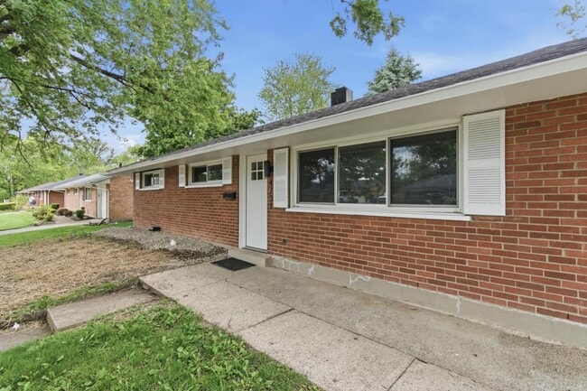 4731 Powell Rd