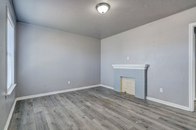 Photo - Prime Location! 2BR/1BA with Flex Room Hom...