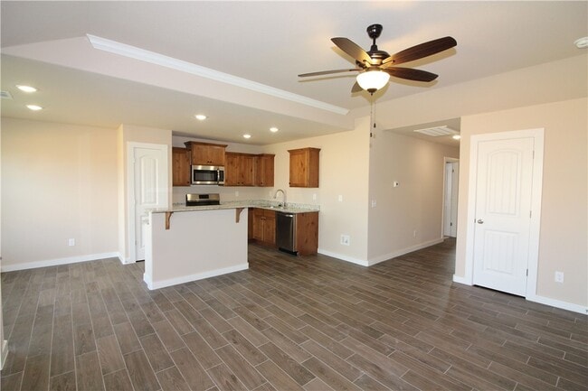 Photo - 432 Barbet Dr
