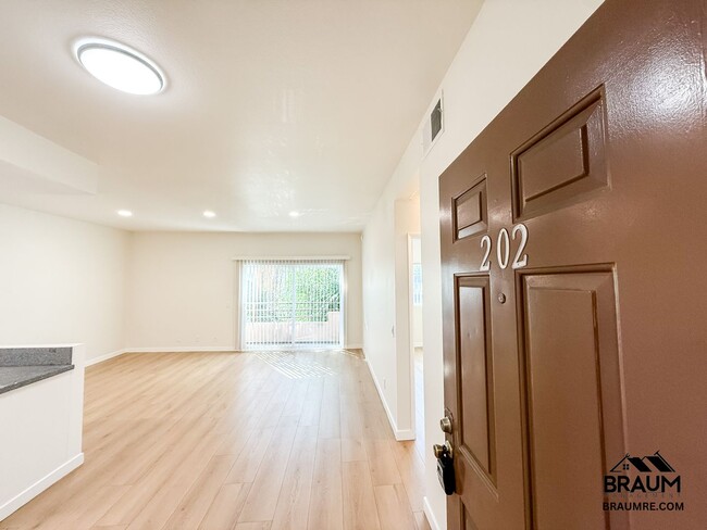 Photo - 11459 Collins St Unit 202