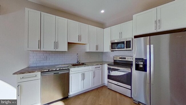 Photo - 3859 Lancaster Ave Unit 2F