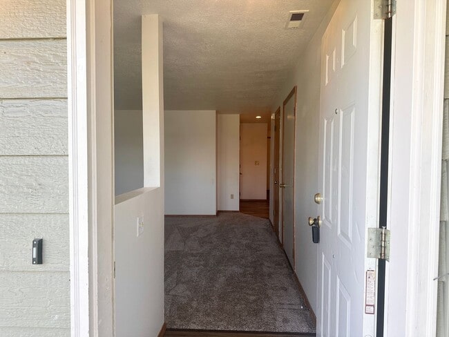 Photo - 2538 NE Norton Ct