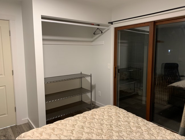 Muro de la puerta a la terraza trasera - 2190 Mattie Lu Dr