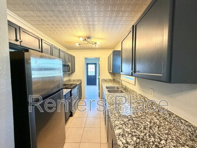 Photo - 4308 E 4th Pl