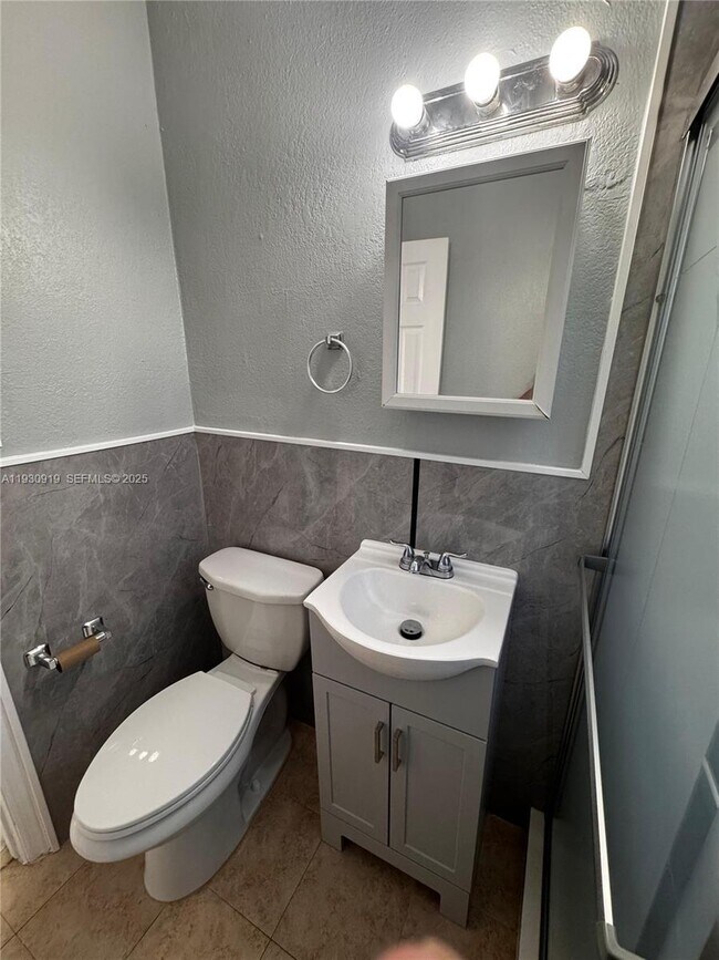 Photo - 3753 SW 26th Terrace