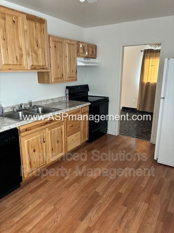 Photo - 4552 W 5415 S