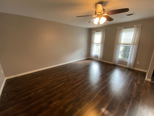 Photo - 447 Delancey Ct