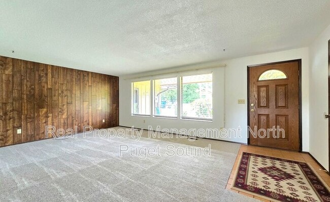 2403 117th Ave NE