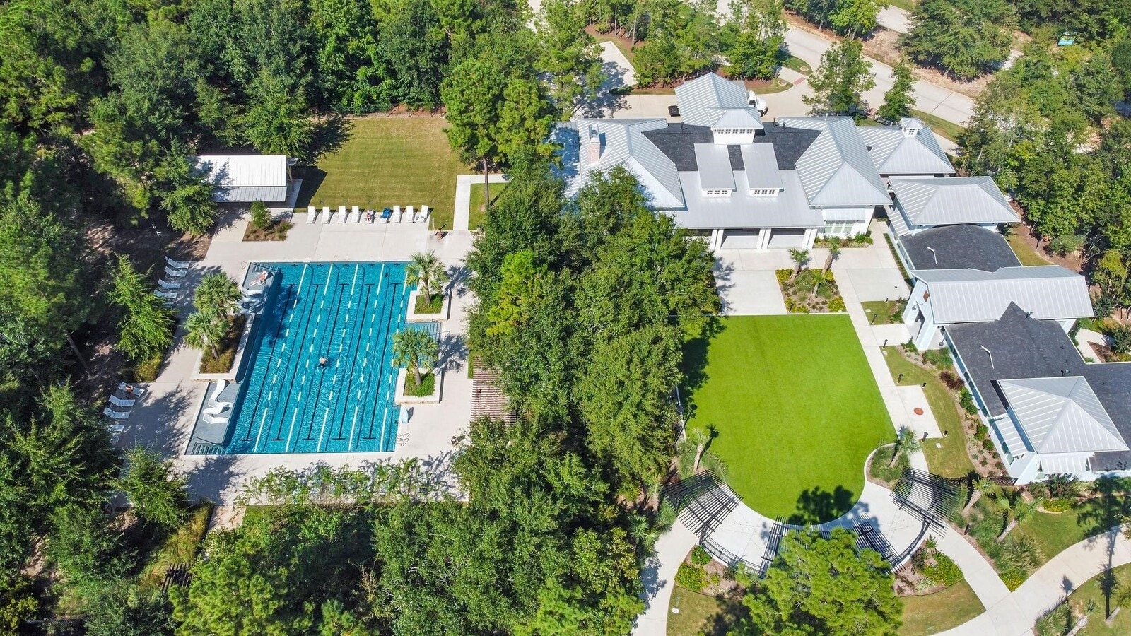 Photo - 118 Red Deer Pl