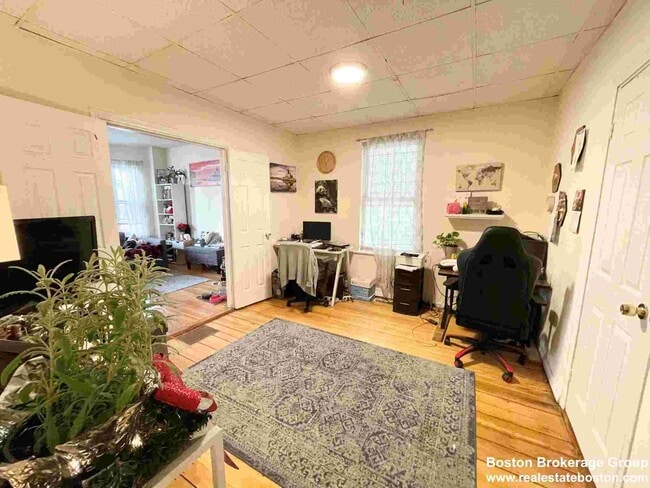 Photo - 20 Howell St Unit #1