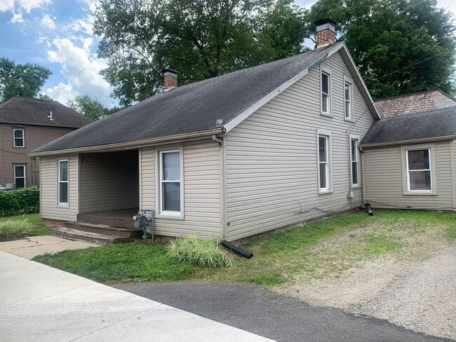 Building Photo - Kenton Unit 338 Kenton