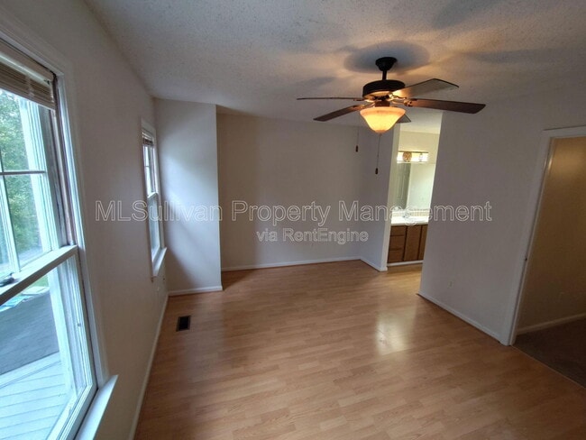 Building Photo - 1 Durbin Pl Rental