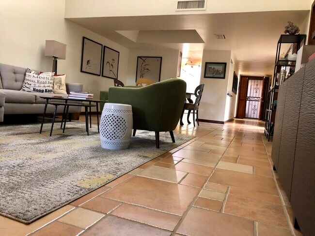 Photo - 25 E Redondo Dr