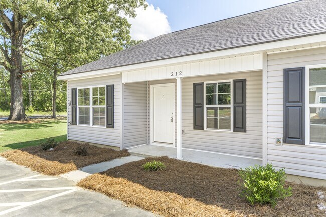 Photo - 212 Tabor Dr