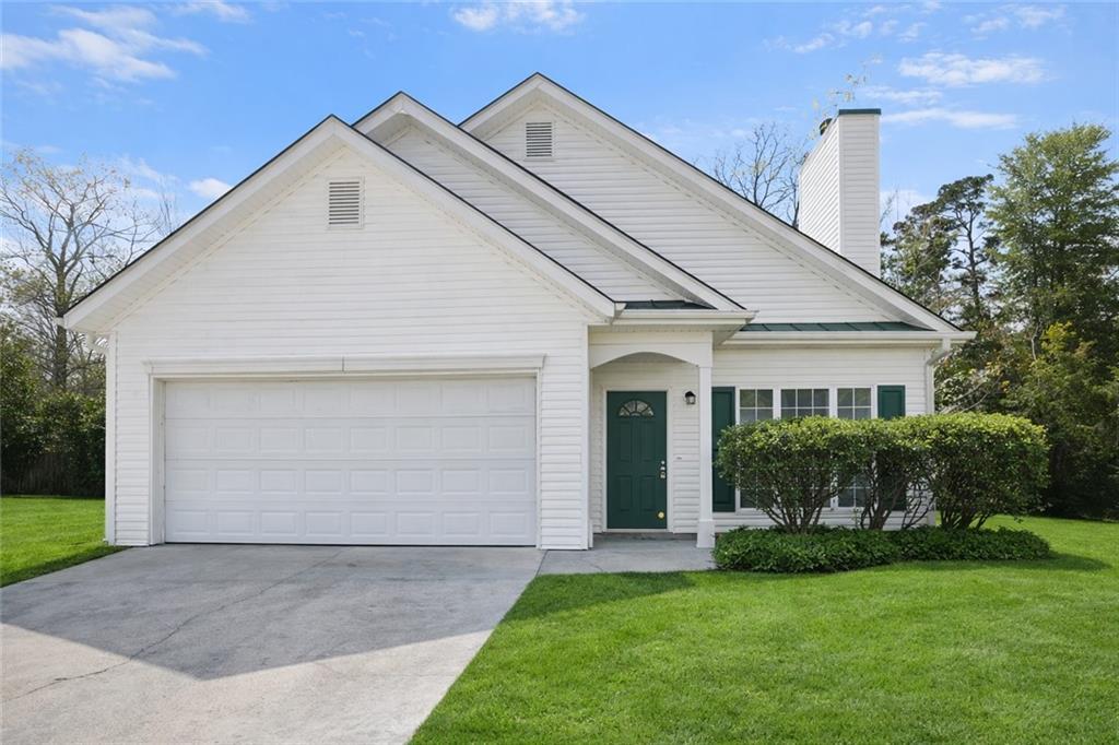 Photo - 301 St Charles Ave