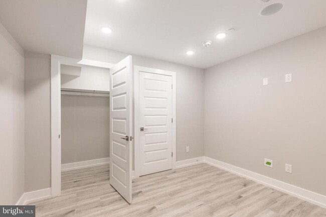 Photo - 2550 N Howard St Unit 1