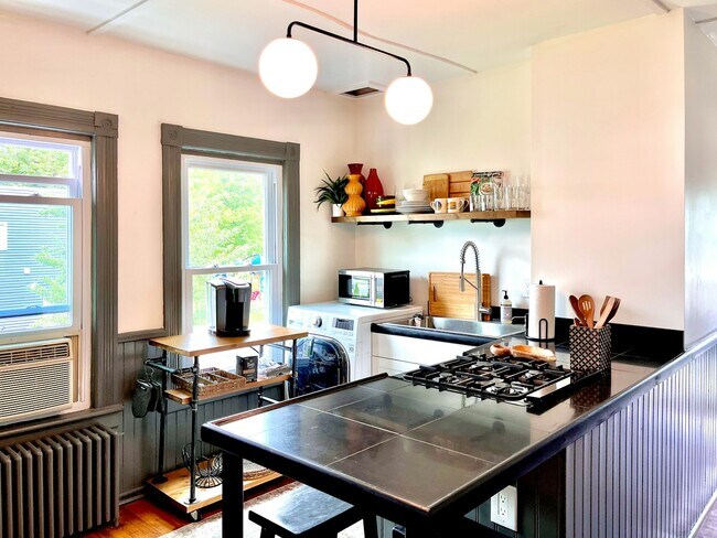 Photo - 710 3rd Ave Apartamento Unidad 2