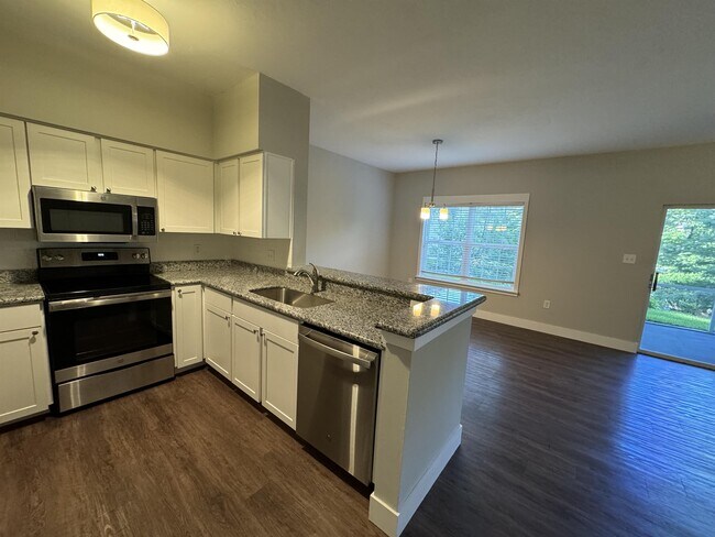 Photo - 10000 SW 52nd Ave