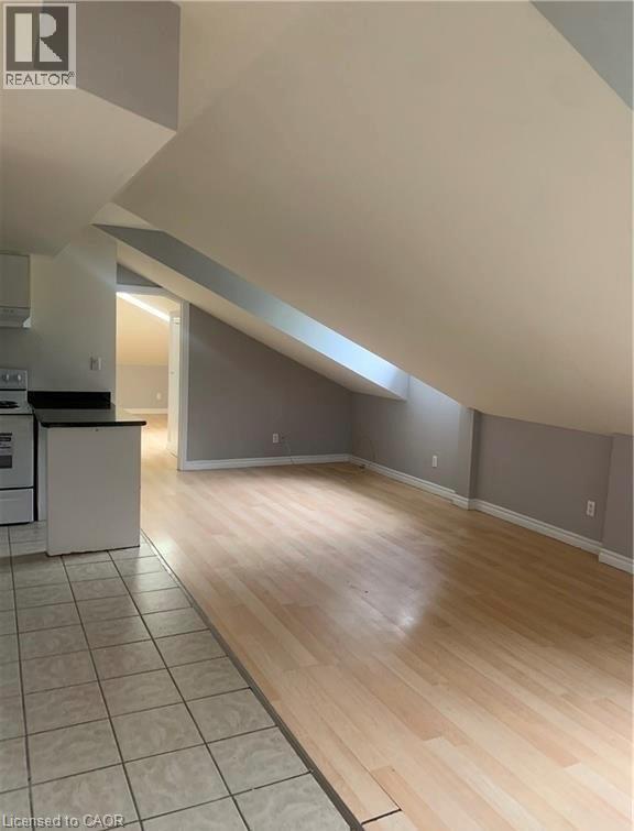 Photo - 81 Dundas St Unité 8