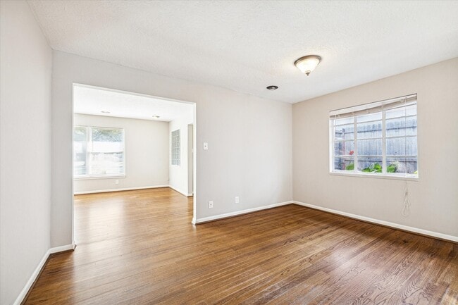 Photo - 2712 W Holcombe Blvd