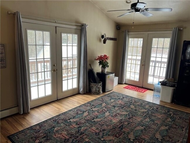 Photo - 36 Tower Hill Rd