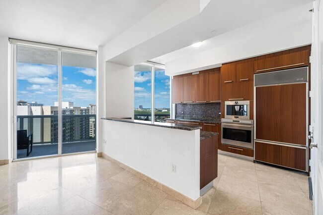 Photo - 16001 Collins Ave Unit # 1505